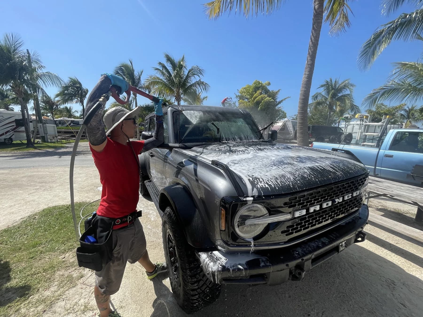 Car detailing work by Leoserve in the Florida Keys (15)