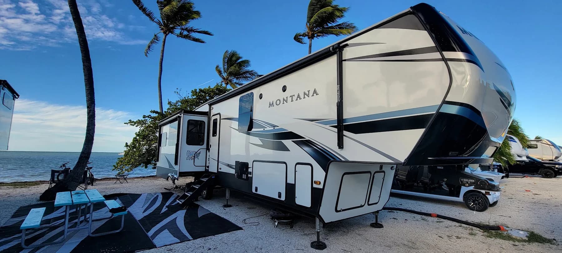 Ceramic coating work on RVs and cars by Leoserve in the Florida Keys (3)