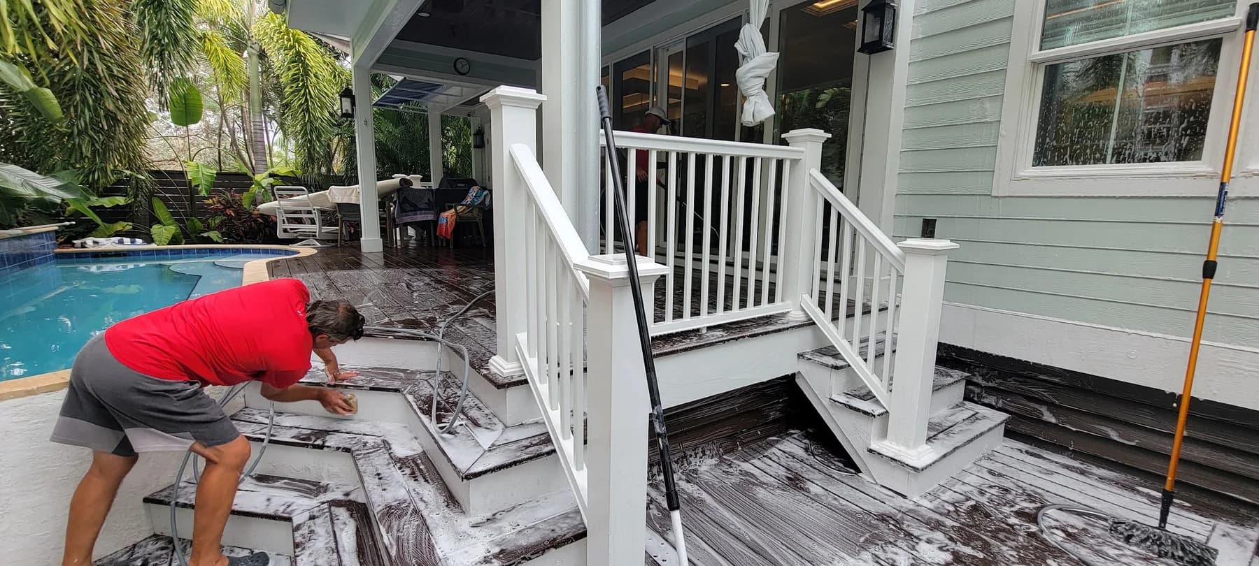 House pressure washing work by Leoserve in the Florida Keys (9)