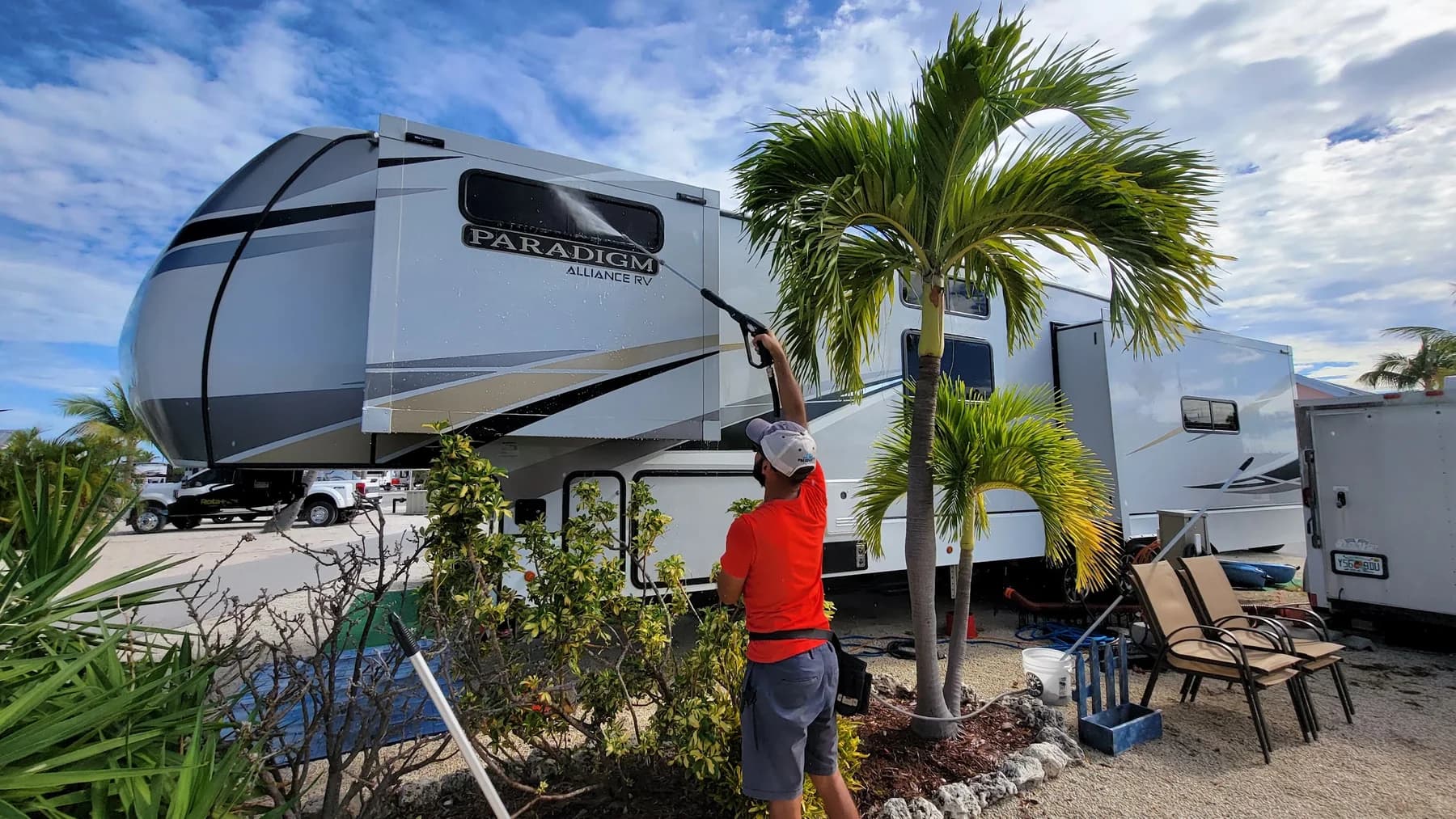 Mobile RV wash and detailing work by Leoserve in the Florida Keys (14)